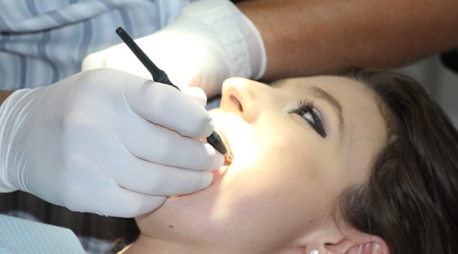 Should dentists do hygiene?